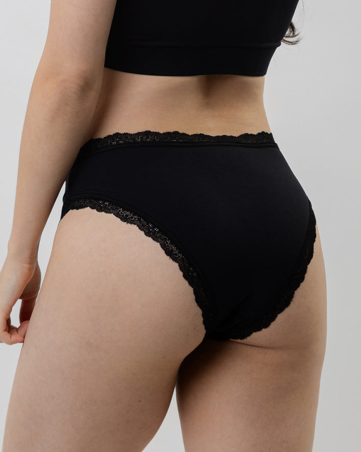 Calcinha Tanga de Modal com Acabamento em Renda Nicoli