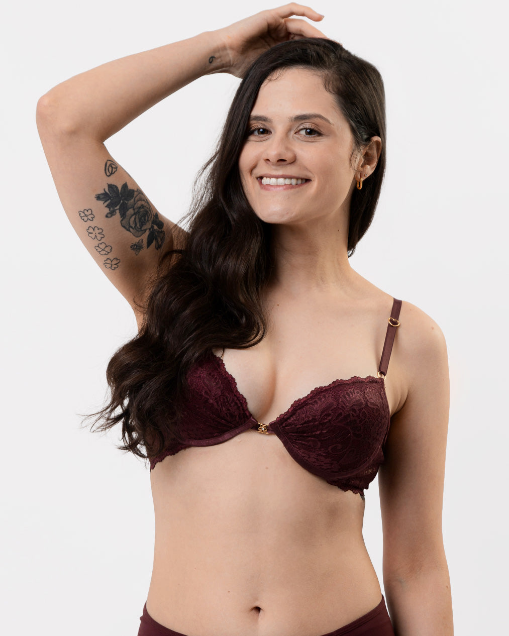 Sutiã Push Up de Renda com Bojo e Detalhe Barbara